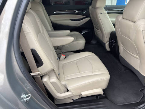 2018 Buick Enclave Essence