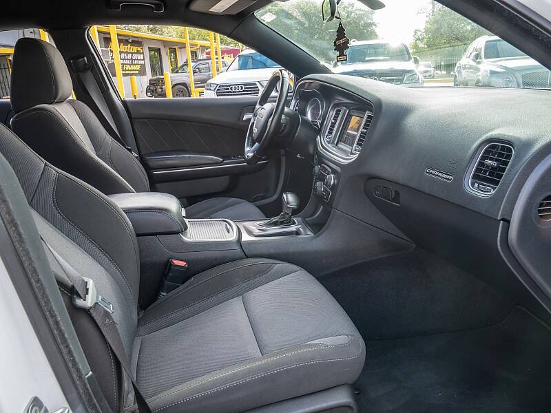 2020 Dodge Charger SXT