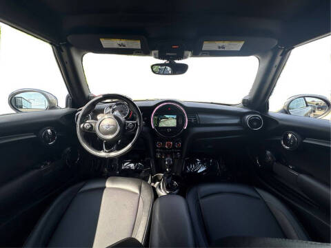 2018 MINI Convertible Cooper