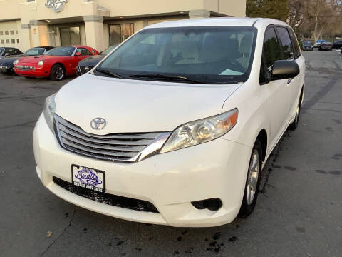 2017 Toyota Sienna L 7-Passenger