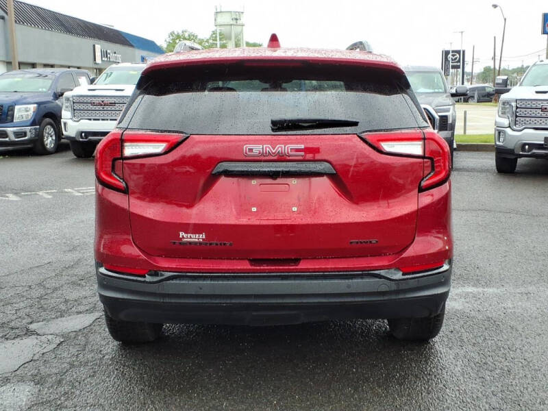 2022 GMC Terrain SLE