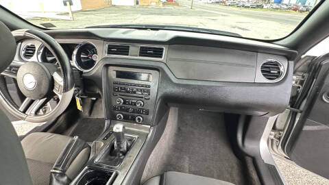 2014 Ford Mustang V6