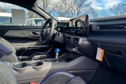 2025 Ford Mustang Dark Horse