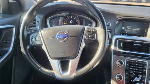 2016 Volvo V60 T5 Drive-E Premier