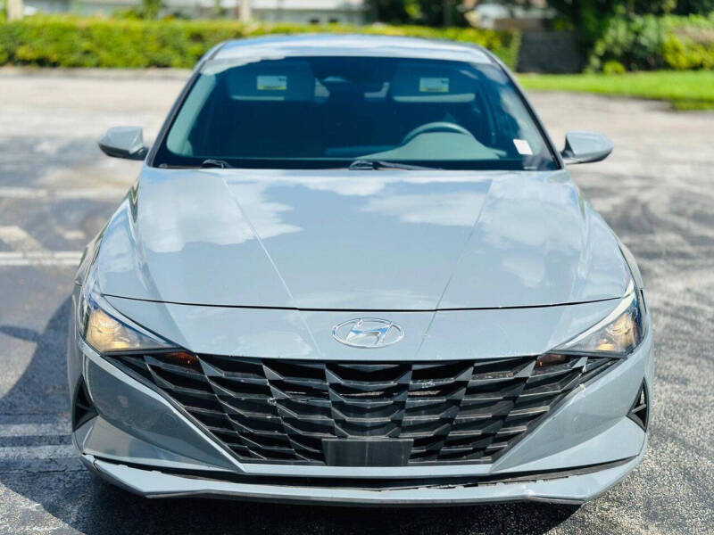 2022 Hyundai Elantra