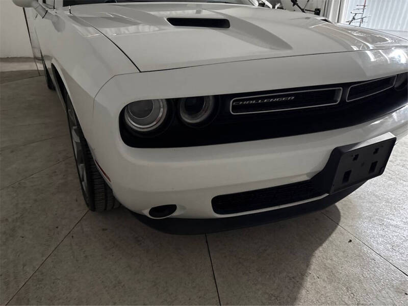 2017 Dodge Challenger SXT