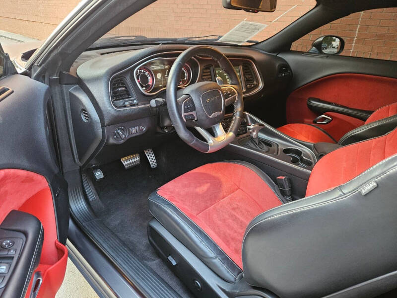 2015 Dodge Challenger SRT 392