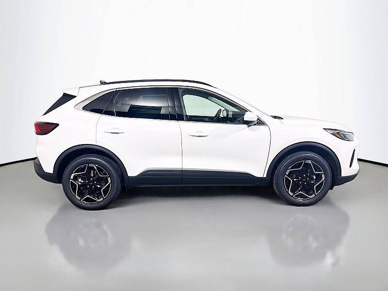 2026 Ford Escape Platinum