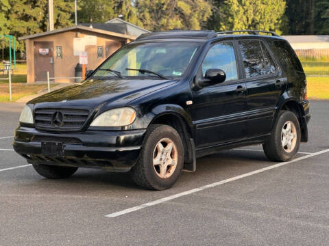 2000 Mercedes-Benz M-Class