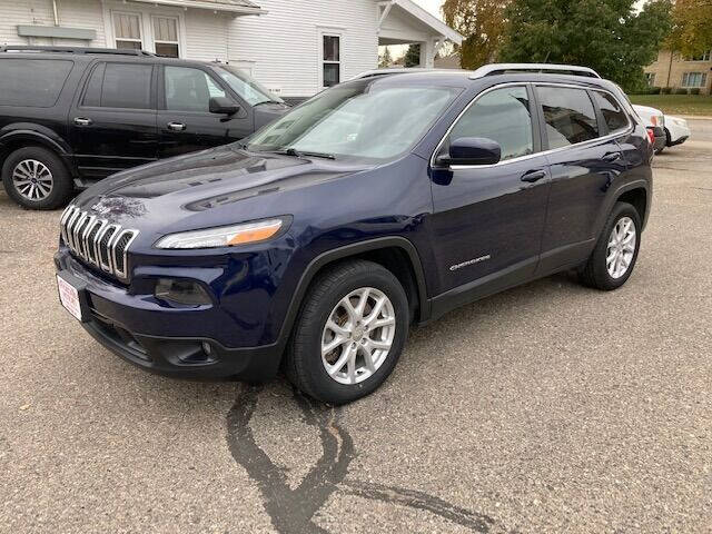 2016 Jeep Cherokee for sale at Affordable Motors in Jamestown ND