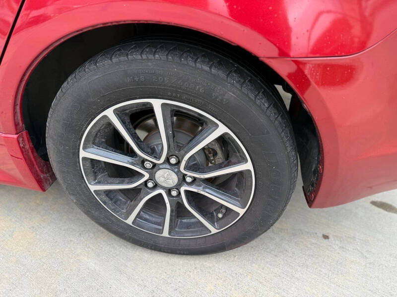 2017 Mitsubishi Lancer LE