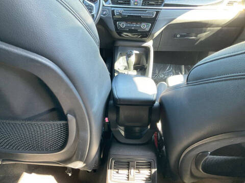 2023 BMW X2 sDrive28i