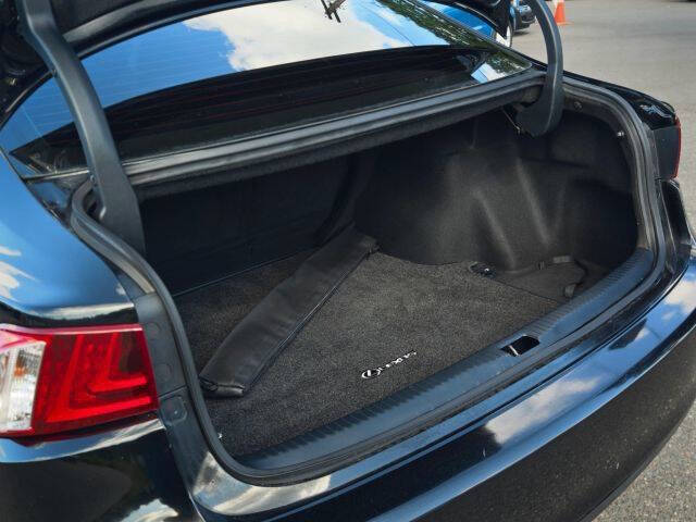 2015 Lexus IS 250