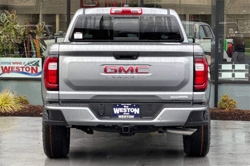 2026 GMC Canyon Elevation