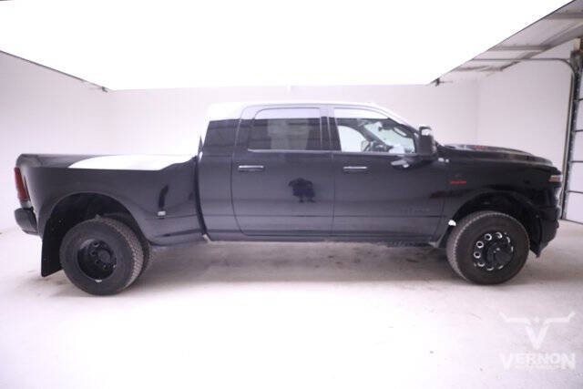 2025 RAM 3500 Laramie