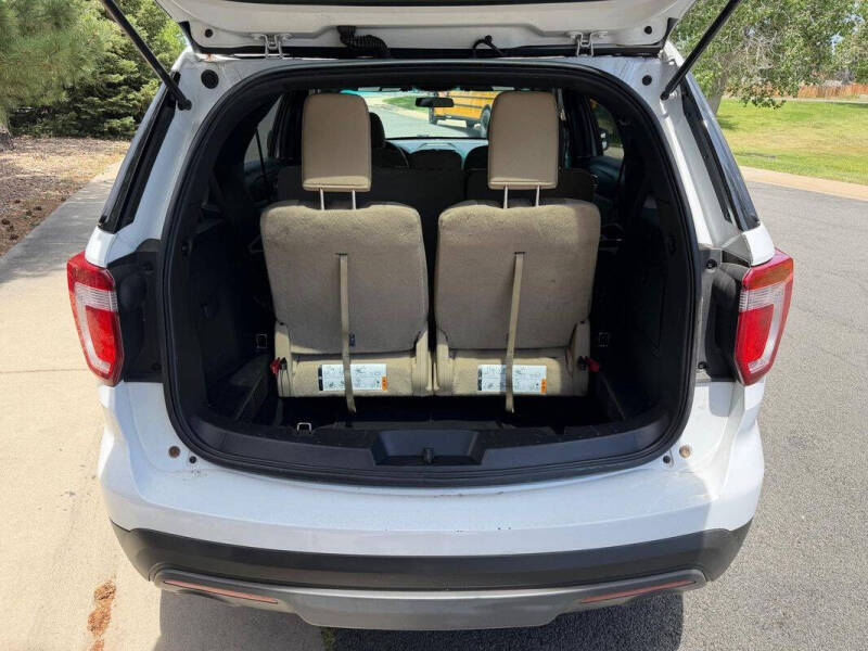 2016 Ford Explorer