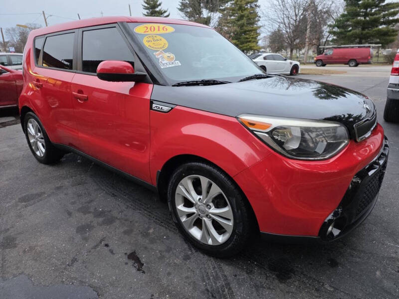 2016 Kia Soul +