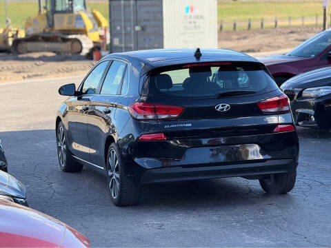 2019 Hyundai Elantra GT