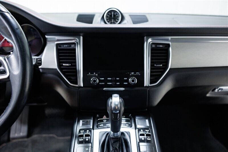 2018 Porsche Macan GTS