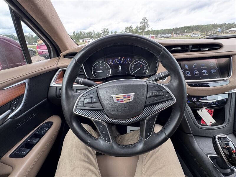 2017 Cadillac XT5 Platinum
