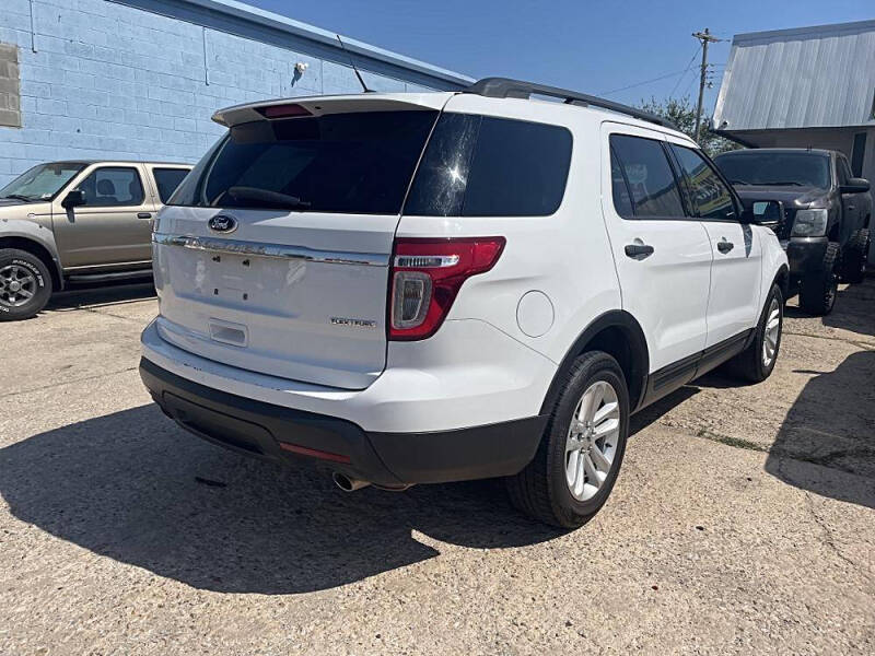 2015 Ford Explorer