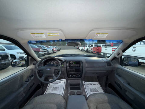 2002 Ford Explorer XLS