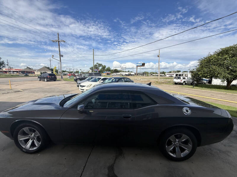 2015 Dodge Challenger SXT