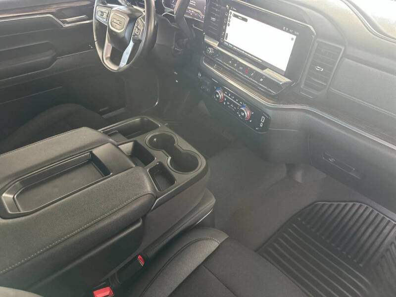 2024 GMC Sierra 1500