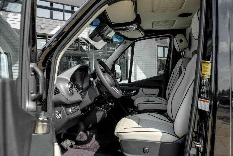 2024 Mercedes-Benz Sprinter 3500XD