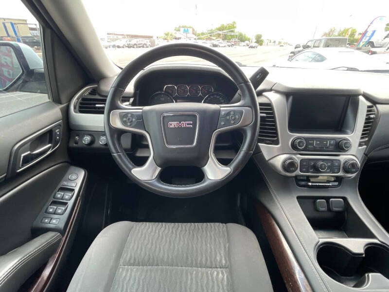 2017 GMC Yukon SLE
