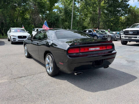 2013 Dodge Challenger R/T Plus