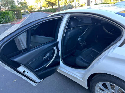 2018 BMW 3 Series 320i