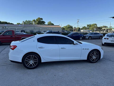 2016 Maserati Ghibli