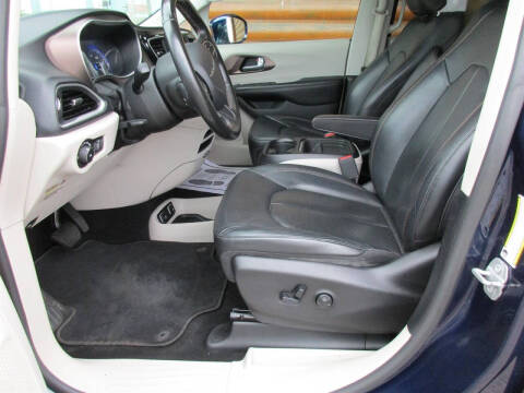 2019 Chrysler Pacifica Touring L