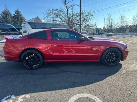 2013 Ford Mustang V6 Premium