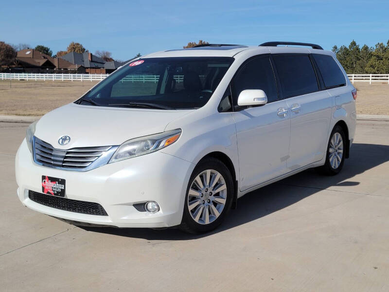 2016 Toyota Sienna Limited's photo