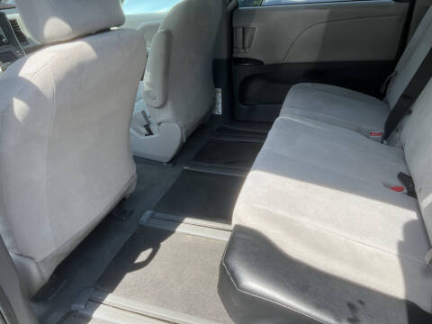 2020 Toyota Sienna L 7-Passenger