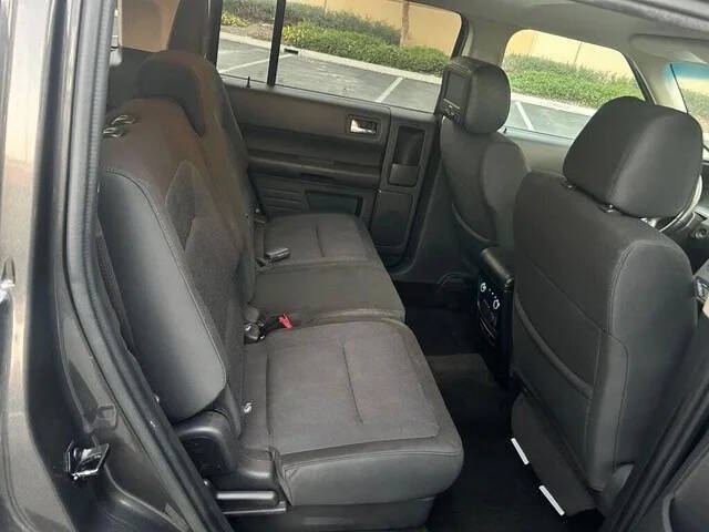 2017 Ford Flex SE