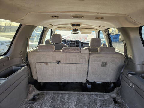 2003 Chevrolet Suburban