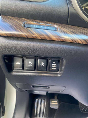 2017 Nissan Maxima Platinum