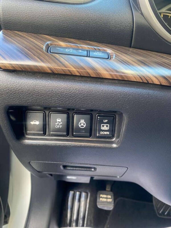 2017 Nissan Maxima Platinum