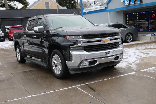 2019 Chevrolet Silverado 1500 for sale at F & M AUTO SALES in Detroit MI