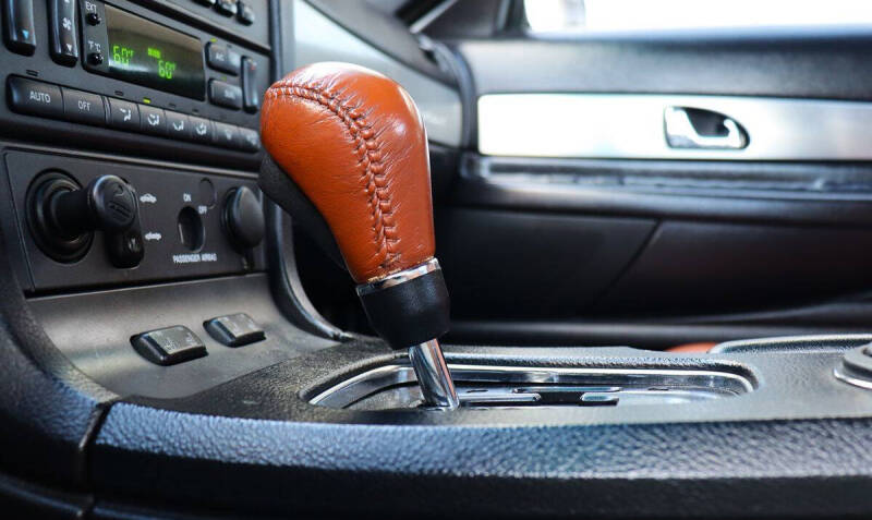 2003 Ford Thunderbird