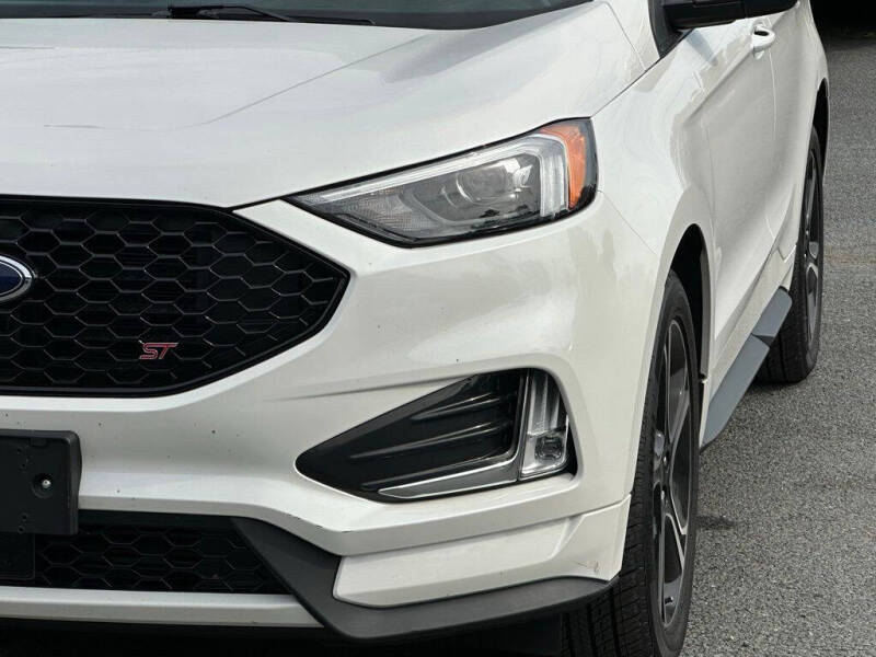 2023 Ford Edge ST