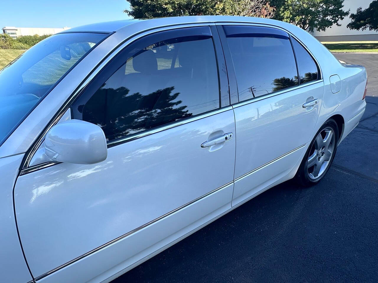 2006 Lexus LS 430 for sale at Genuine Motors in Schaumburg, IL