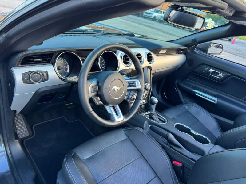 2017 Ford Mustang EcoBoost Premium