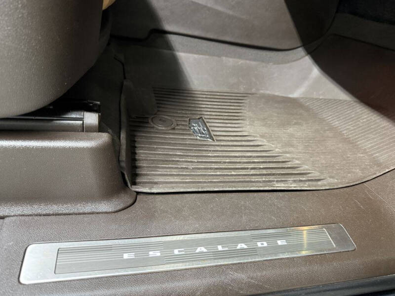 2021 Cadillac Escalade ESV Sport