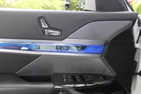 2024 BMW 7 Series 740i xDrive