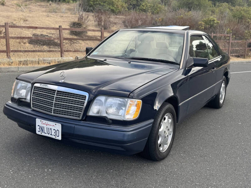 1994 Mercedes-Benz E-Class's photo