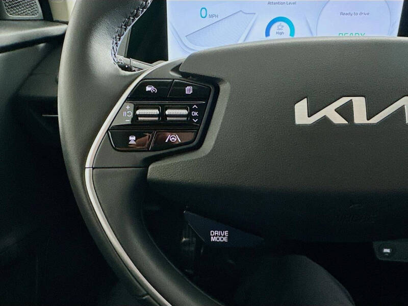 2024 Kia EV6 Light